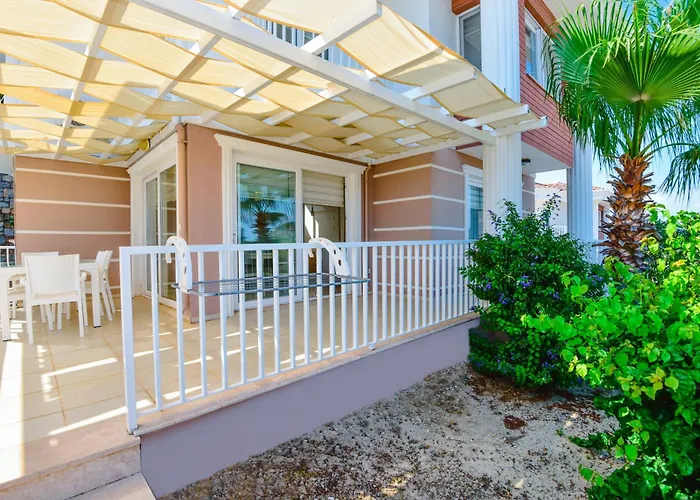 Rana The Royal Links Sarigerme